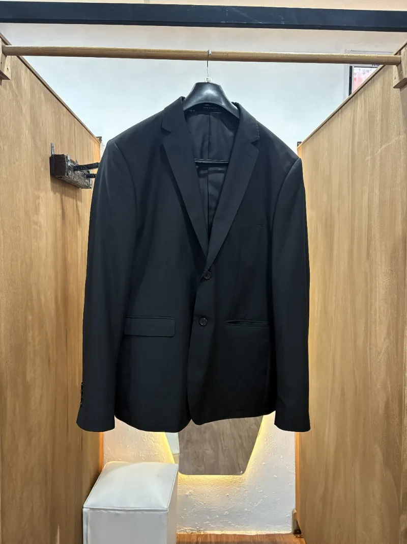 Saco negro liso (JEAN VERNIER)