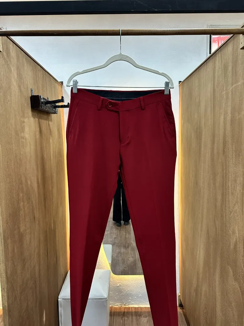 Pantalón rojo (FLORENZI)