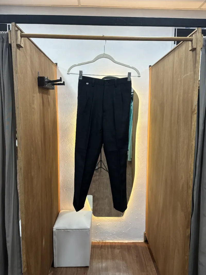 Pantalón de niño negro