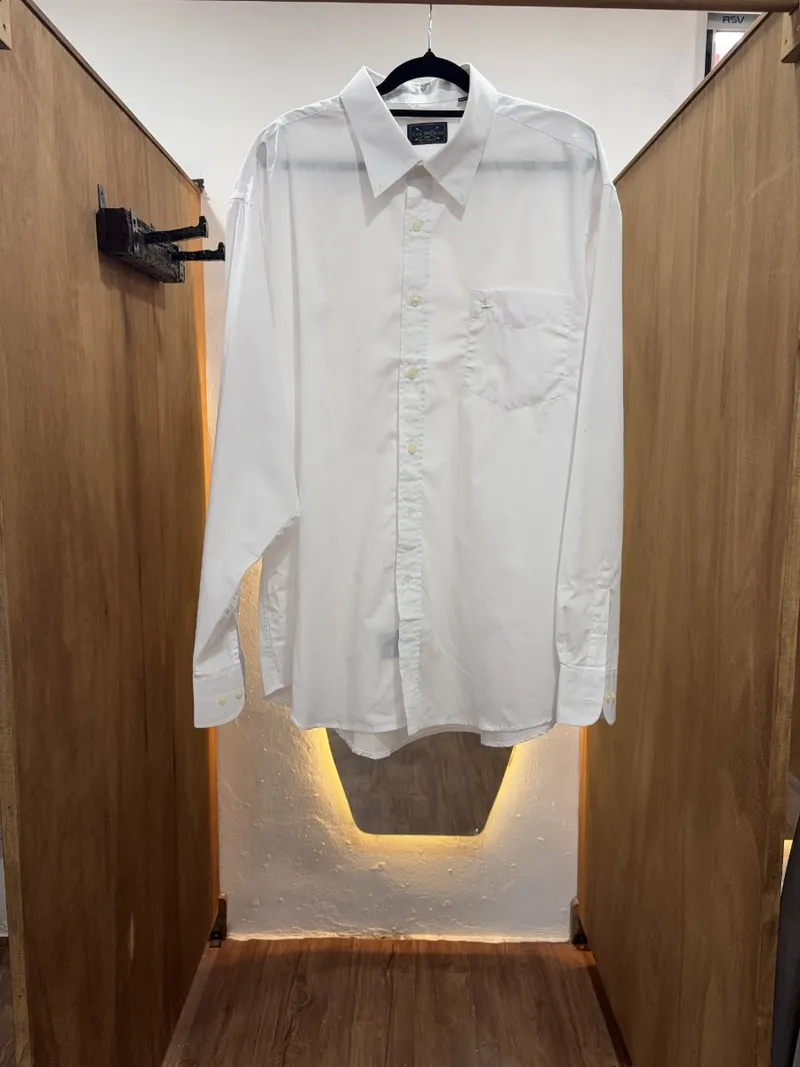 Camisa blanca con bolsillo (JEAN VERNIER)