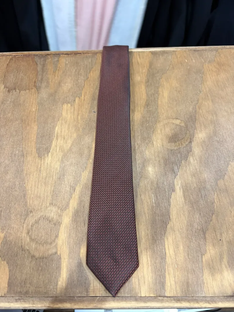 Corbata color cobre con puntitos
