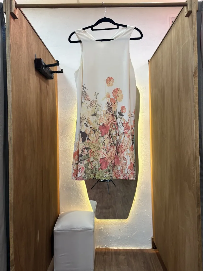 Vestido corto blanco estampado