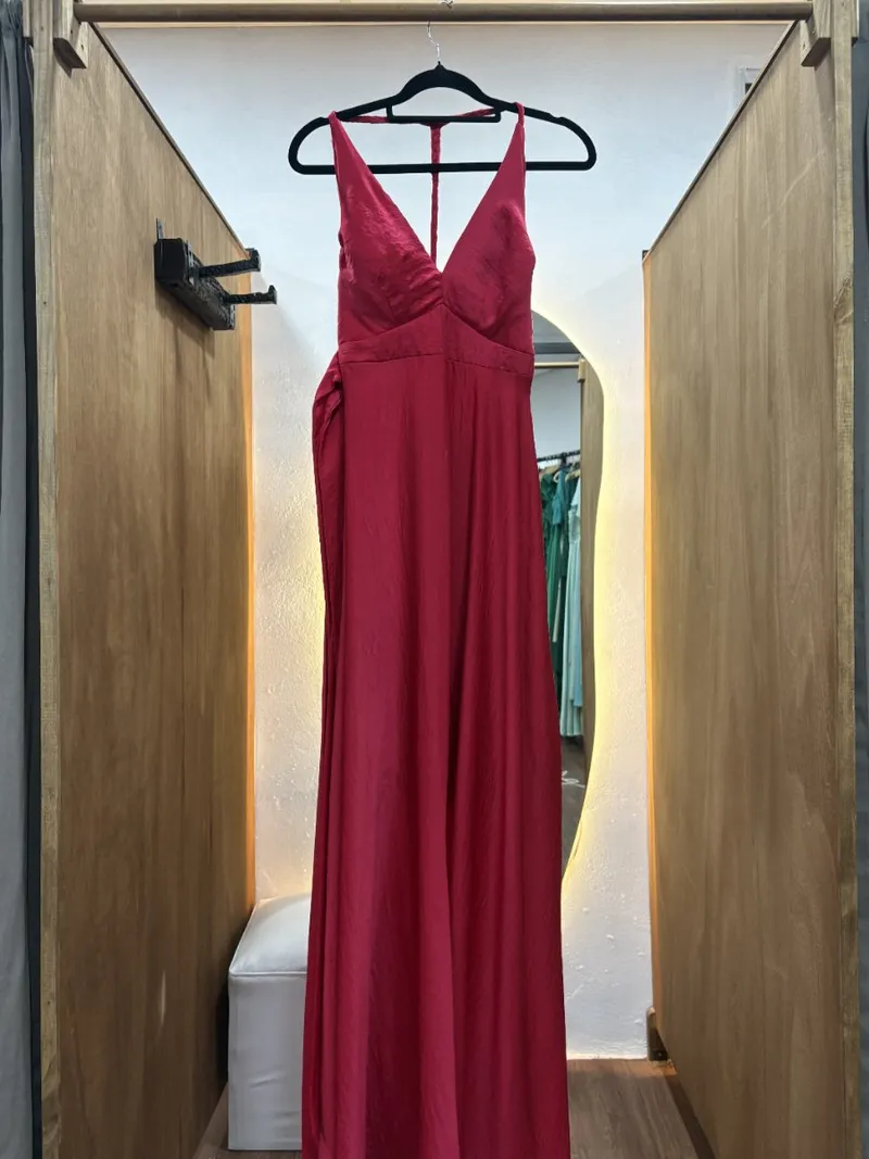 Vestido rojo espalda tira con trenza