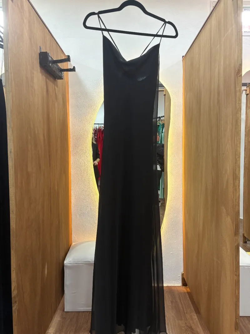 Vestido largo negro