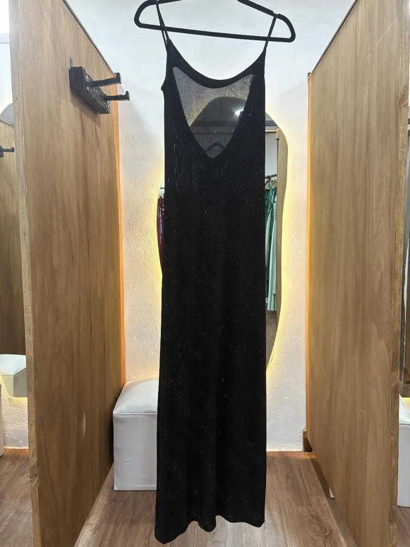 Vestido negro con brillos