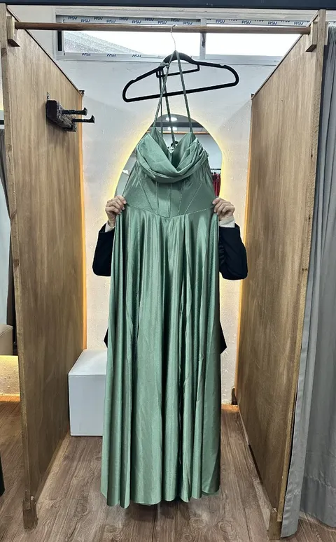 Vestido largo con corset verde más claro