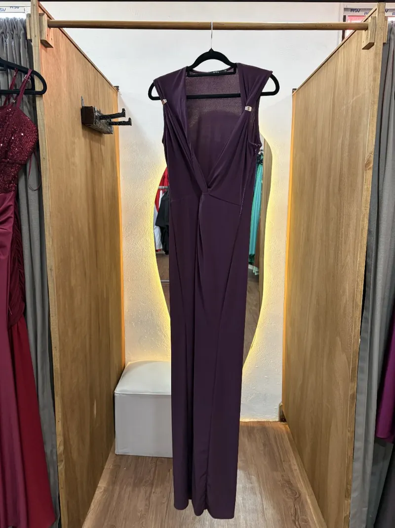 Vestido largo violeta