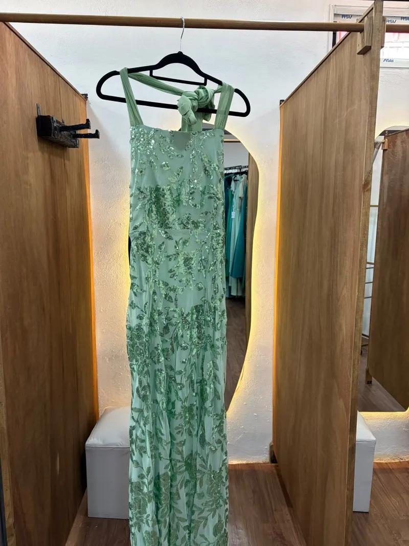Vestido verde menta con lentejuelas