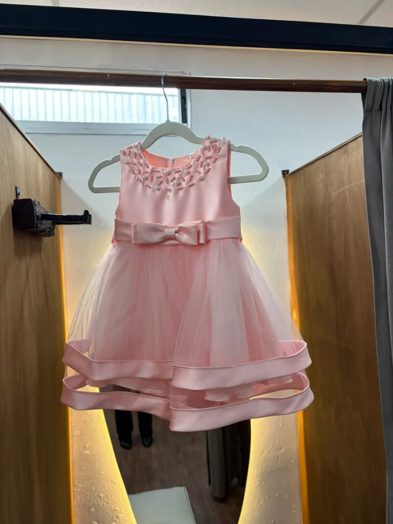 Vestido de niña rosado