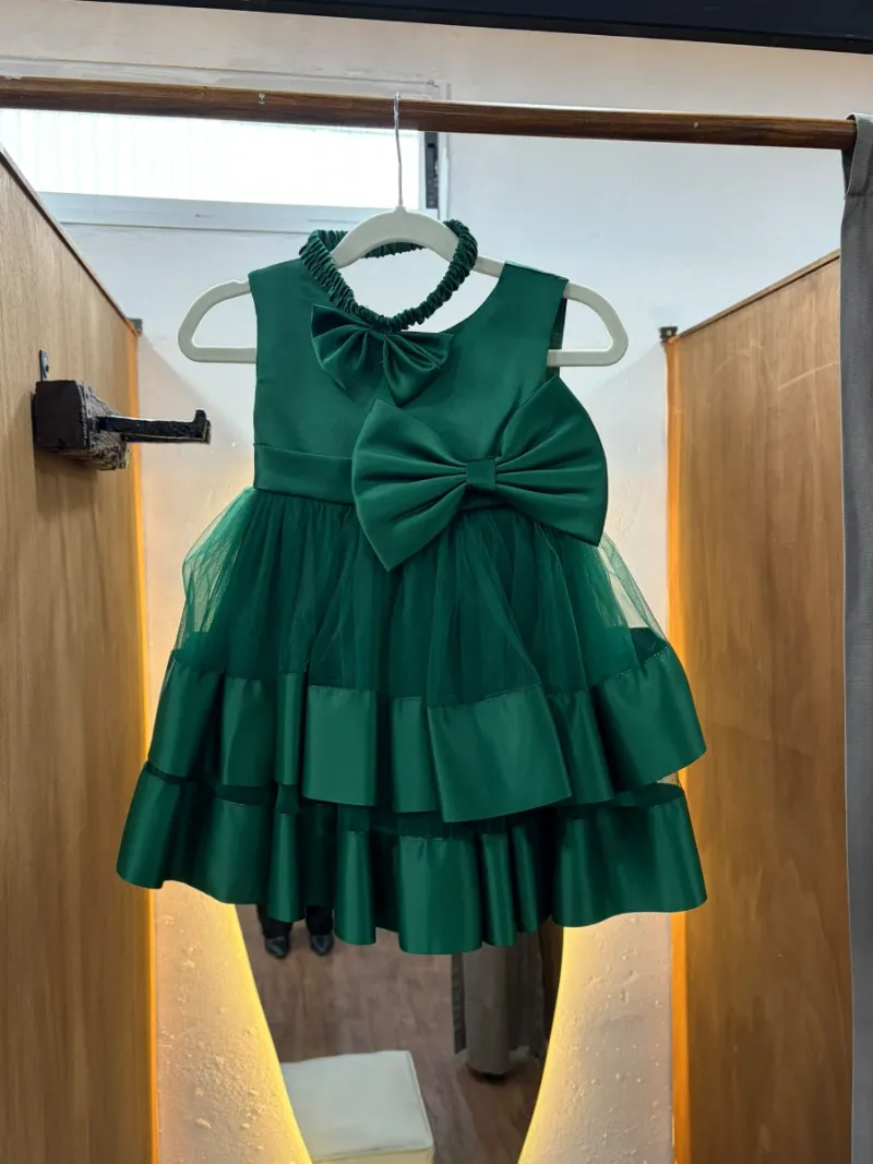 Vestido verde con vincha