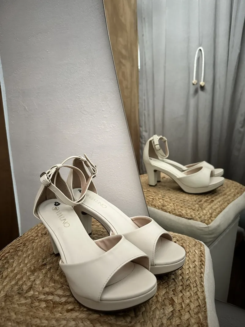 Zapatos blancos